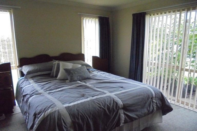 Photo of property in 42 Wiltshire Drive, Huntington, Hamilton, 3210