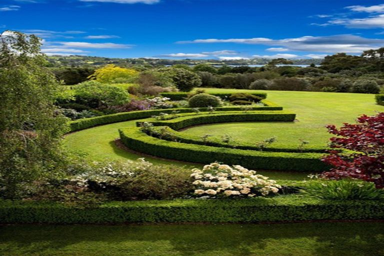 Photo of property in 346 Clifton Road, Whitford, Howick, 2571