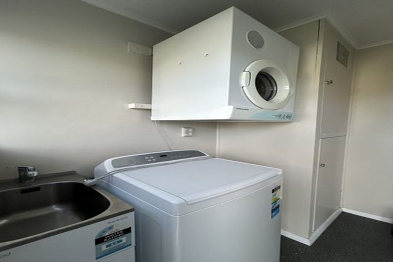 Photo of property in 28 Camperdown Road, Miramar, Wellington, 6022