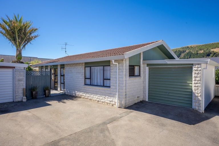 Photo of property in 2/11 Cambria Street, The Wood, Nelson, 7010