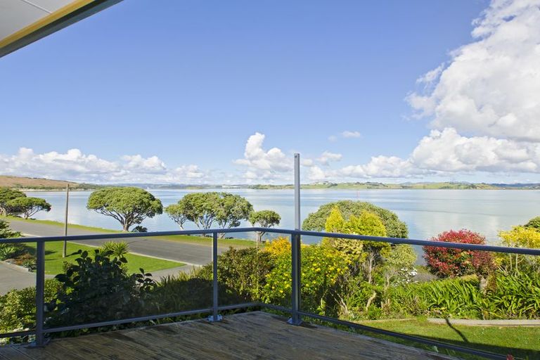 Photo of property in 254 Beach Road, Campbells Bay, Auckland, 0630