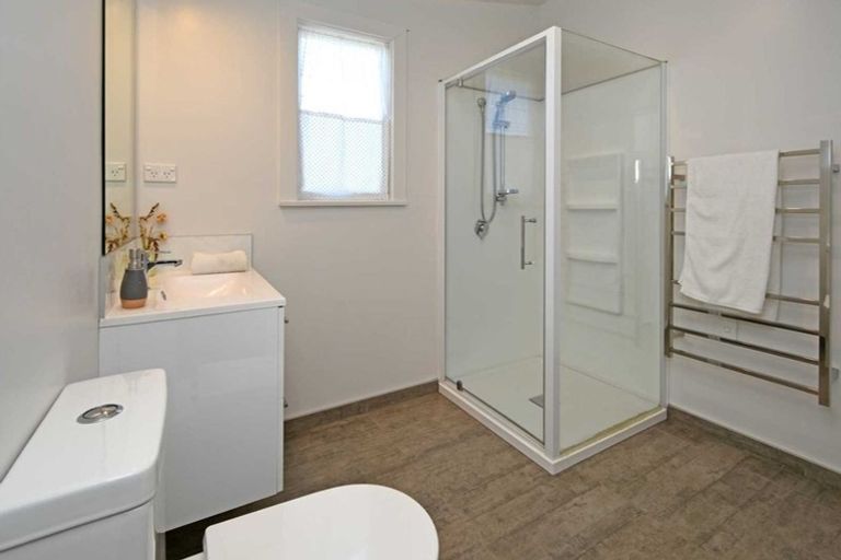 Photo of property in 21 Wyon Street, Linwood, Christchurch, 8062