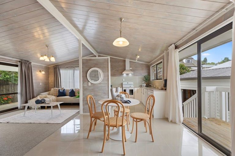 Photo of property in 11a Pokapu Place, Bethlehem, Tauranga, 3110