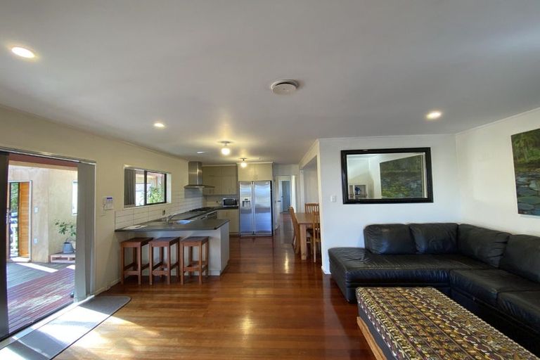 Photo of property in 20 Staysail Place, Whitby, Porirua, 5024