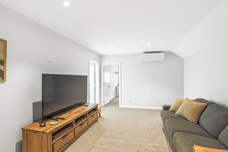 Photo of property in 10 Marine Parade, North New Brighton, Christchurch, 8083