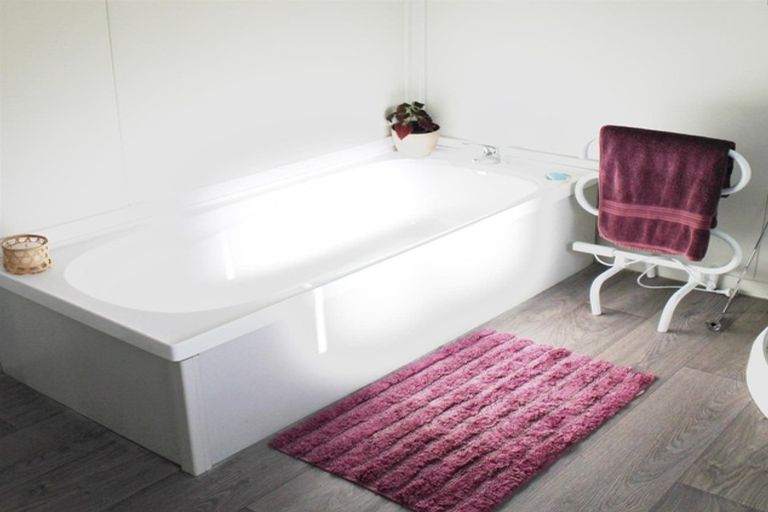 Photo of property in 131 Rangituia Street, Whangamata, 3691