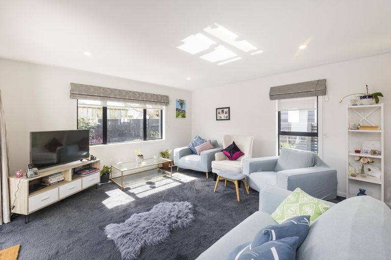 Photo of property in 24a Roberts Line, Kelvin Grove, Palmerston North, 4414