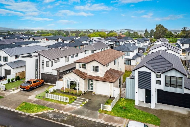 Photo of property in 18 Camp X Place, Whenuapai, Auckland, 0618