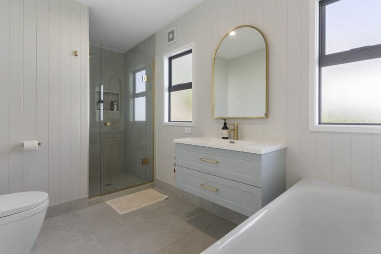 Photo of property in 89a Torkar Road, Clarks Beach, 2122