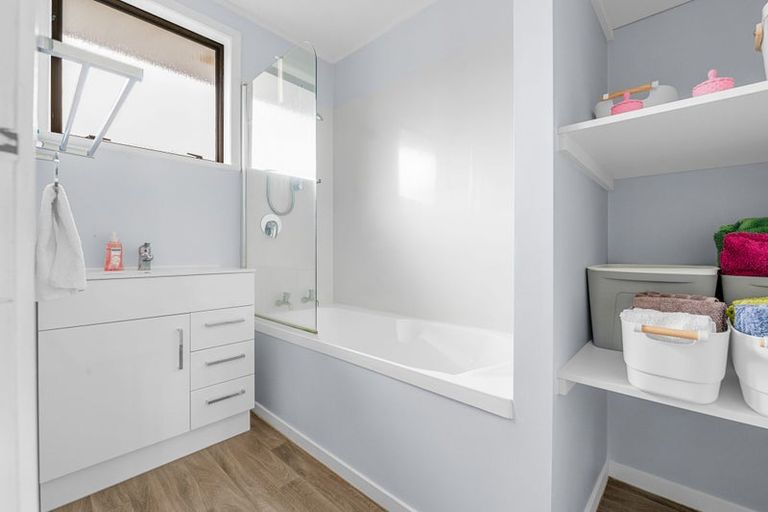 Photo of property in 11 Derby Street, Nawton, Hamilton, 3200