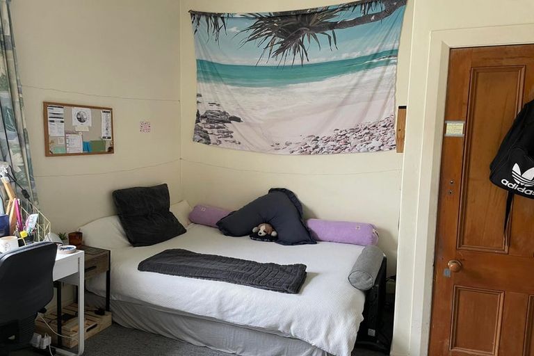 Photo of property in 77 Austin Street, Mount Victoria, Wellington, 6011