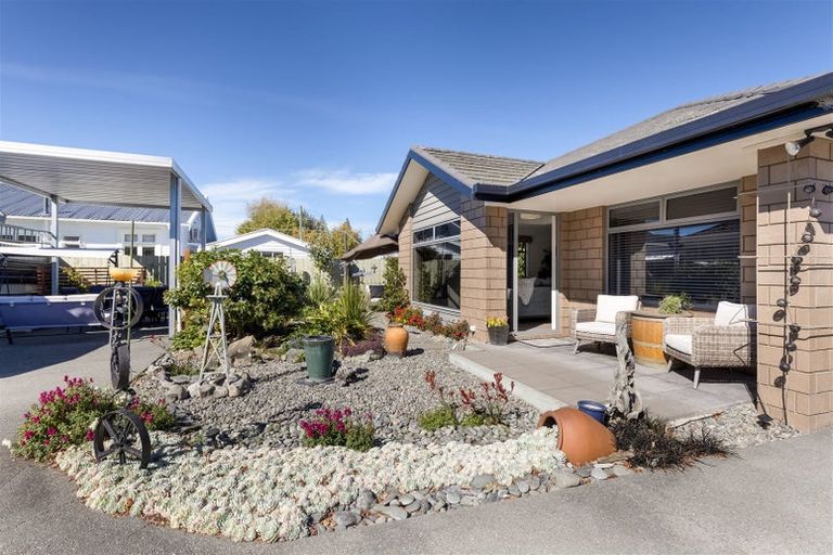 Photo of property in 35 Lakings Road, Springlands, Blenheim, 7201