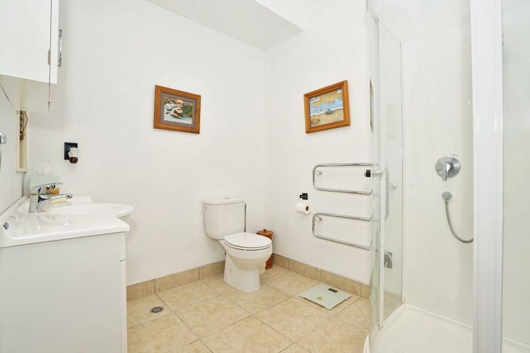 Photo of property in 21 Glen Cree Avenue, Rototuna, Hamilton, 3210