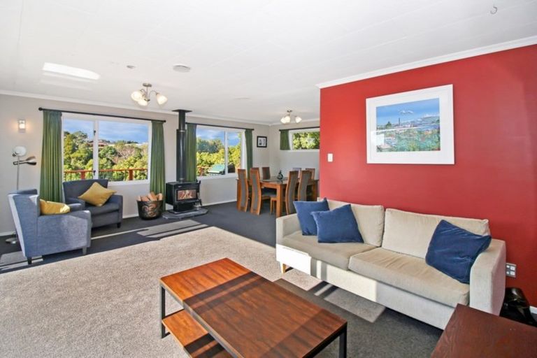 Photo of property in 3b Montana Place, Merrilands, New Plymouth, 4312
