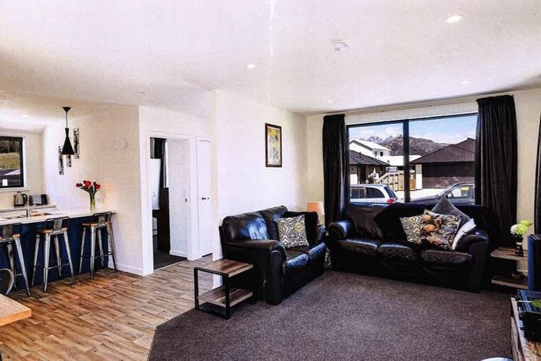 Photo of property in 92 Risinghurst Terrace, Lower Shotover, Queenstown, 9304