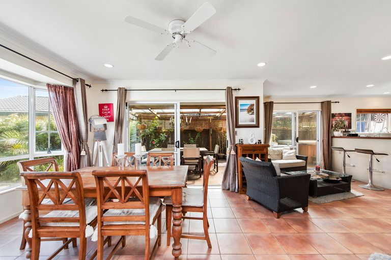 Photo of property in 103 Palm Beach Boulevard, Papamoa Beach, Papamoa, 3118