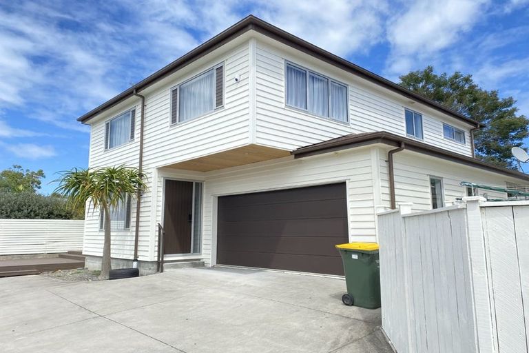Photo of property in 3a Livingstone Street, Milford, Auckland, 0620