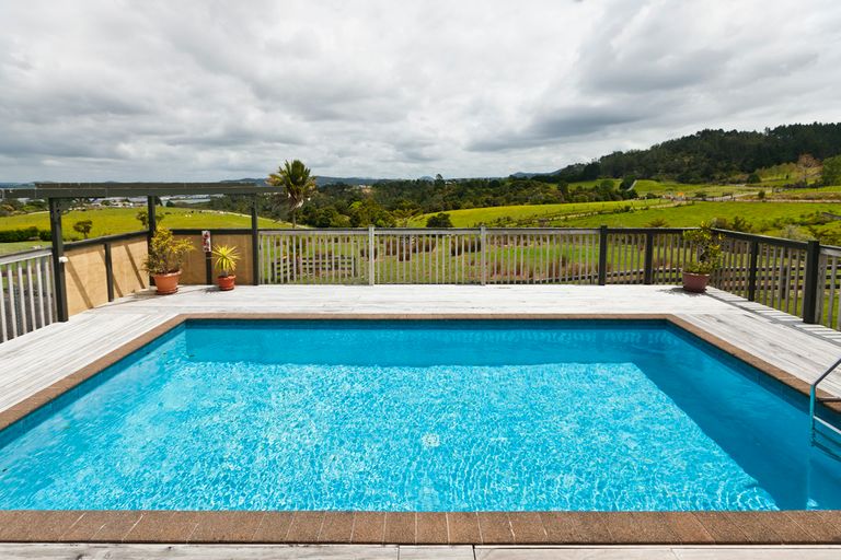 Photo of property in 172 Old Parua Bay Road, Abbey Caves, Whangarei, 0175