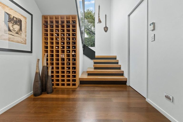 Photo of property in 44 Gleneagles Terrace, Ilam, Christchurch, 8053