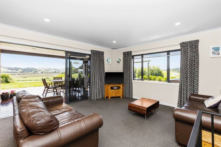 Photo of property in 22 Penrith Road, Poraiti, Napier, 4182