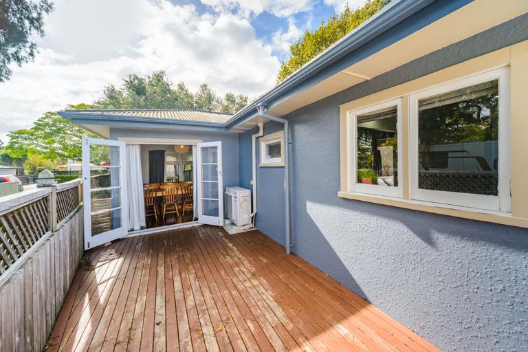 Photo of property in 118 Pahiatua Street, Hokowhitu, Palmerston North, 4410