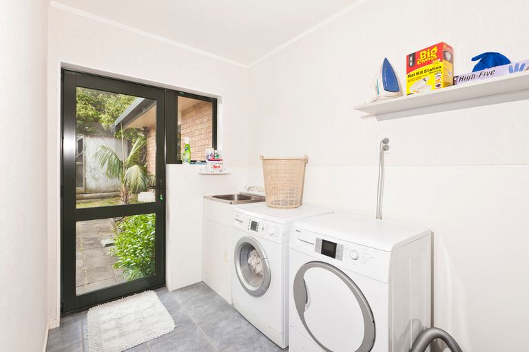 Photo of property in 172 Old Parua Bay Road, Abbey Caves, Whangarei, 0175