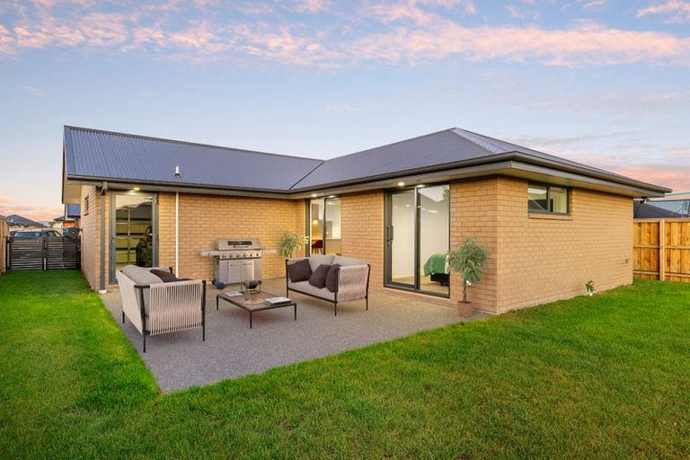 Photo of property in 30 Herridge Street, Woodend, 7691