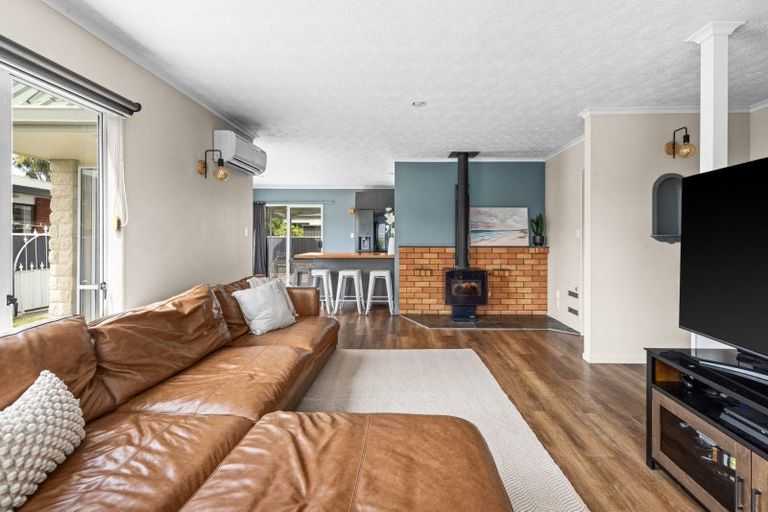 Photo of property in 53 Auckland Road, Greenmeadows, Napier, 4112