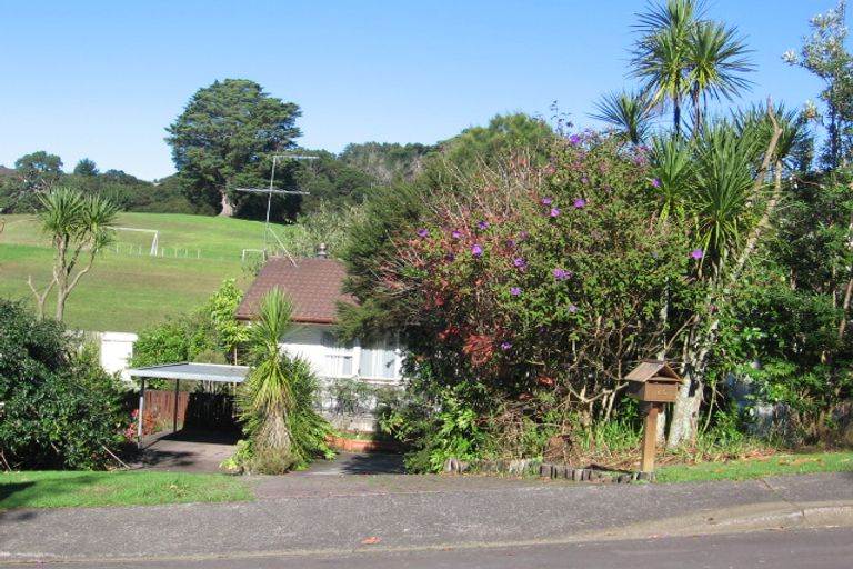 Photo of property in 26 Annison Avenue, Glen Eden, Auckland, 0602