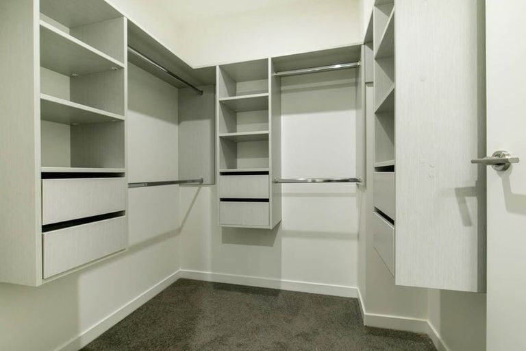 Photo of property in 74 Te Oneroa Way, Long Bay, Auckland, 0630