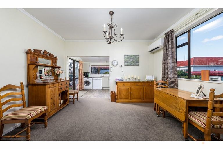 Photo of property in 18 Manse Street, Waimate, 7924