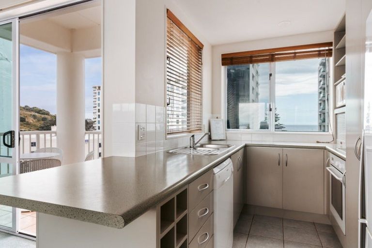 Photo of property in 28/12 Maunganui Road, Mount Maunganui, 3116