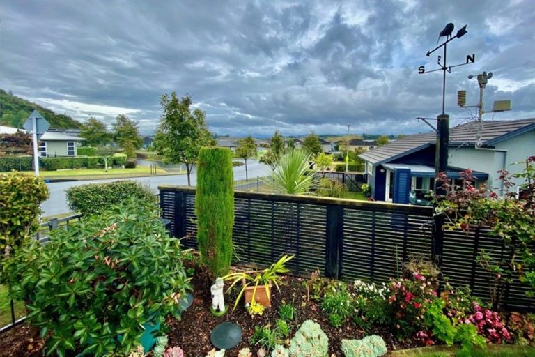 Photo of property in 59 Bridgewater Way, Pyes Pa, Tauranga, 3112