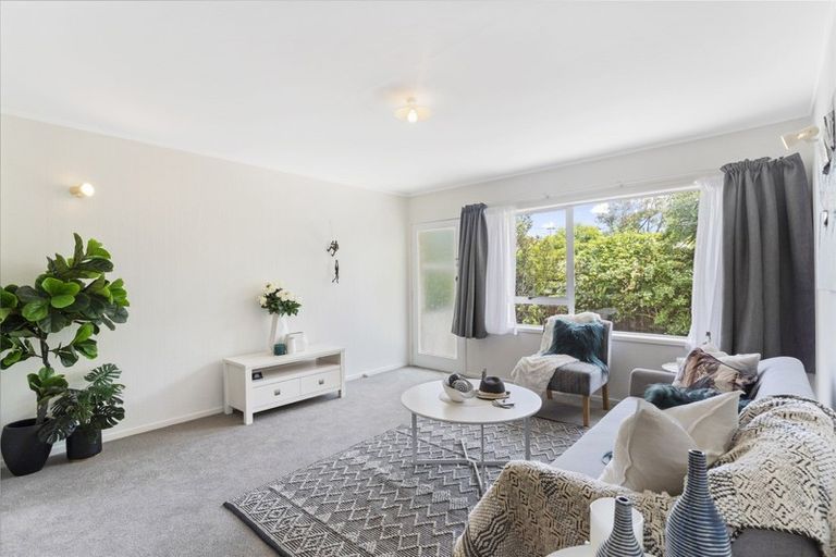 Photo of property in 1/3 Willerton Avenue, New Lynn, Auckland, 0600