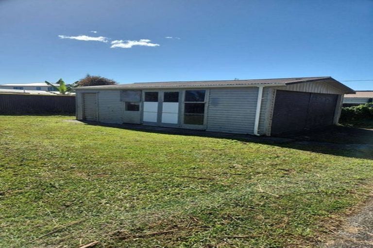 Photo of property in 11 Eastburn Street, Papakura, 2110