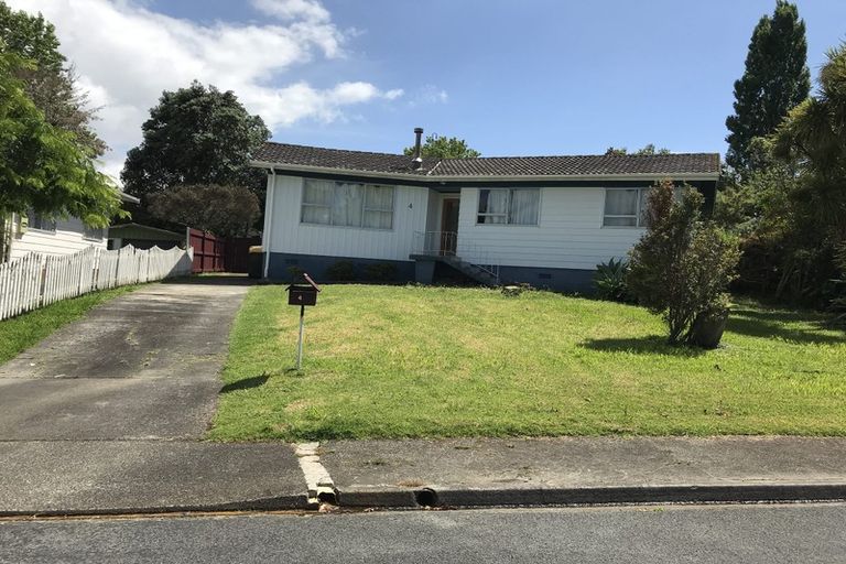 Photo of property in 4 Osman Street, Glen Eden, Auckland, 0602