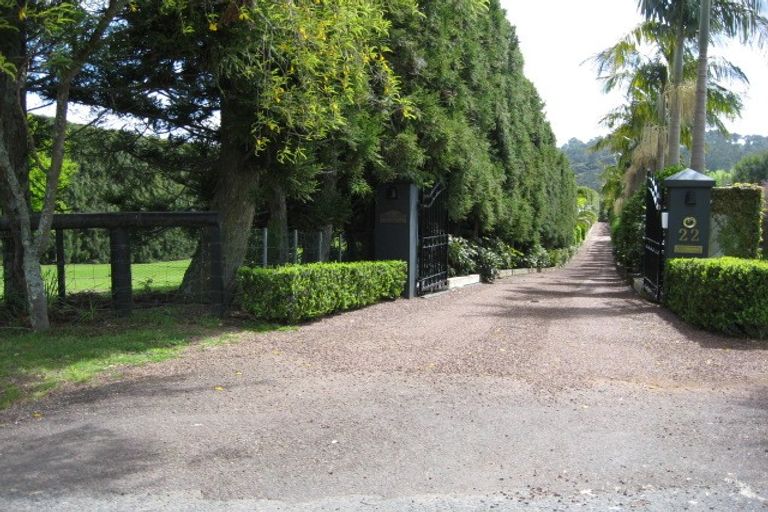 Photo of property in 22 Bristol Road, Whenuapai, Auckland, 0618