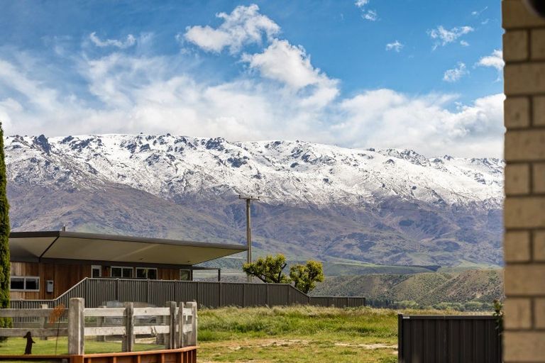 Photo of property in 33 Sunhaven Cove, Cromwell, 9310