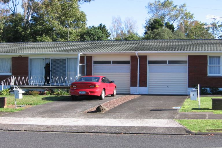 Photo of property in 3/1 Roseburn Place, Pakuranga, Auckland, 2010