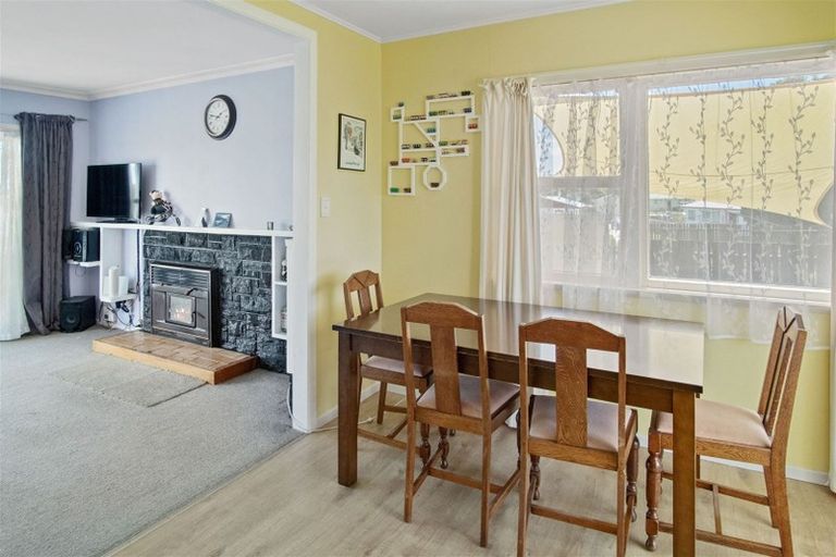 Photo of property in 2 Kowhai Place, Putaruru, 3411