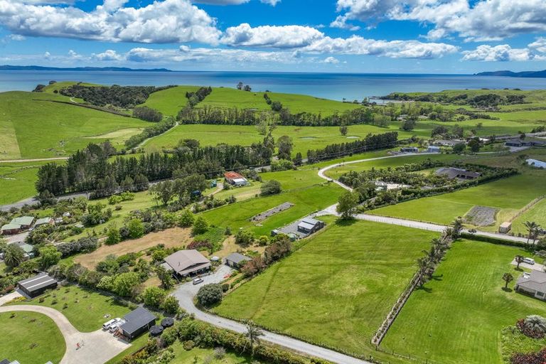 Photo of property in 12a Taipa View Road, Taipa, 0483