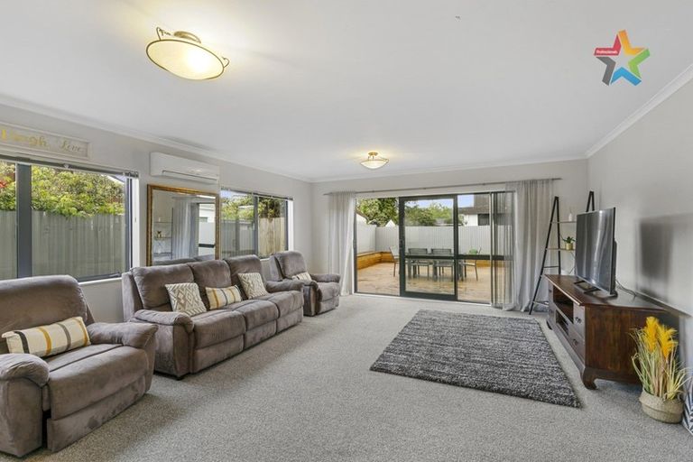 Photo of property in 2/32 Park Avenue, Epuni, Lower Hutt, 5011