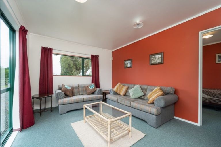 Photo of property in 120 Kibblewhite Road, Matahiwi, Masterton, 5888