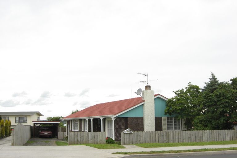Photo of property in 184 Queen Street, Pukekohe, 2120