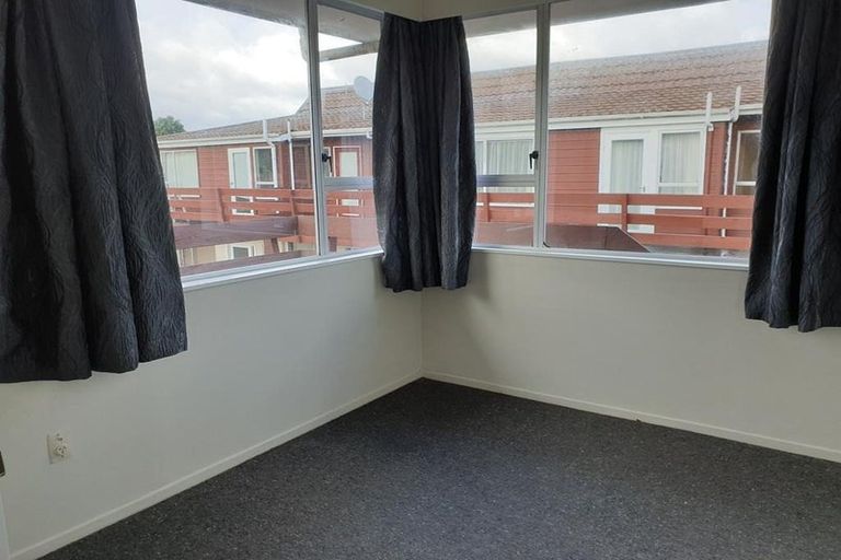 Photo of property in 4/8 Tawai Street, Trentham, Upper Hutt, 5018