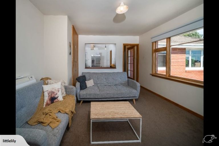 Photo of property in 28 Flinders Road, Heathcote Valley, Christchurch, 8022