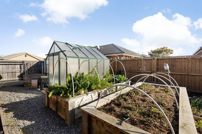 Photo of property in 5 Donovan Place, Aidanfield, Christchurch, 8025