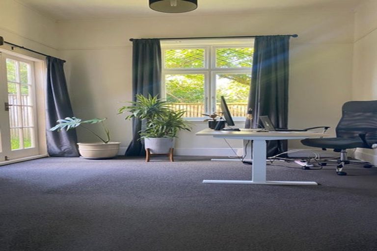 Photo of property in 42 Mccoll Street, Vogeltown, Wellington, 6021