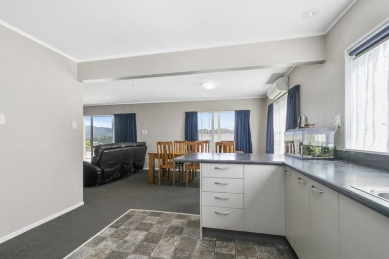Photo of property in 48 Castlerea Street, Wainuiomata, Lower Hutt, 5014
