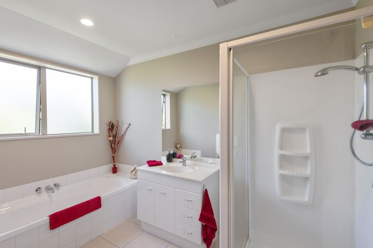 Photo of property in 12 Alderney Mews, Casebrook, Christchurch, 8051